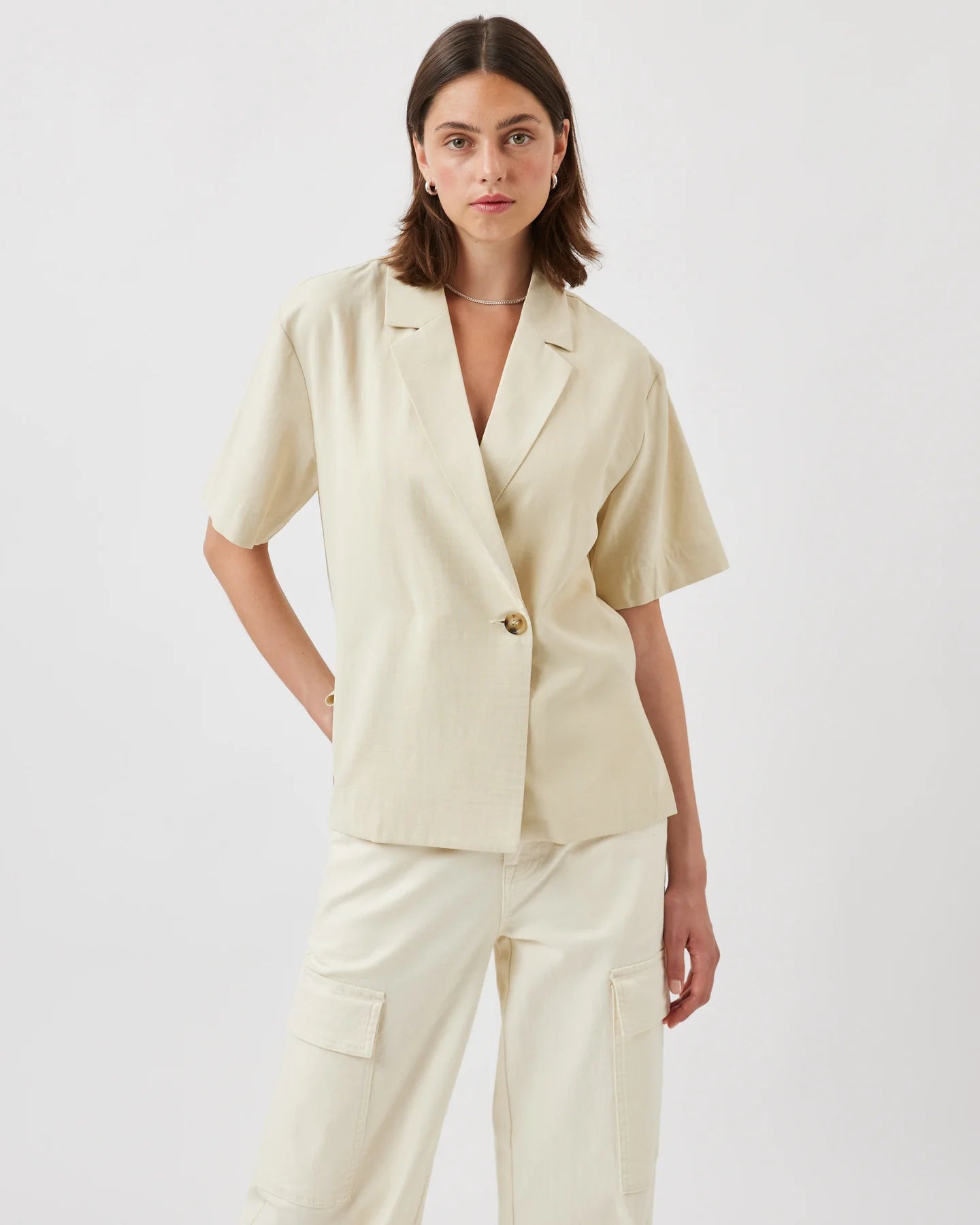 essas short sleeved shirt 3028 Stylish Pleated Short Sleeve