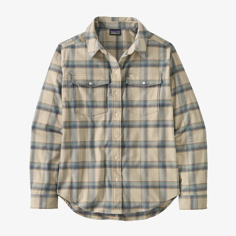 Patagonia Women's Canyonite Flannel Shirt - MOUNTAIN TREK PUMICE Elegant Button-Down Short Shirt