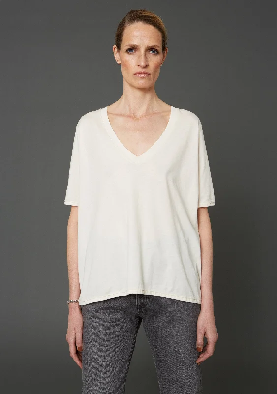 We Tee - Light Beige Zippered Buttoned Snapped