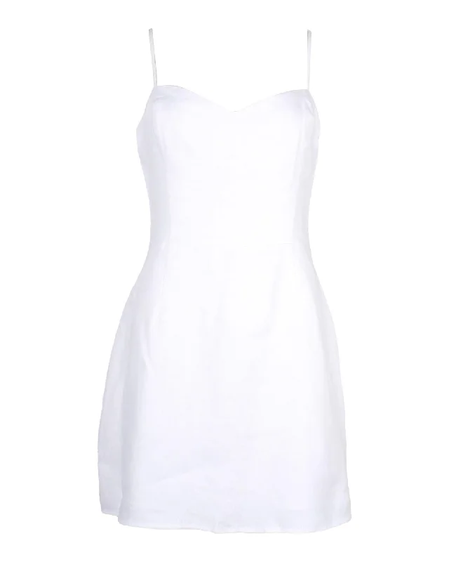 White Linen Roarke Mini Dress with Sweetheart Neckline and Adjustable Straps Chic Tropical Mini Dress White Linen Roarke Mini Dress with Sweetheart Neckline and Adjustable Straps Chic Tropical Mini Dress