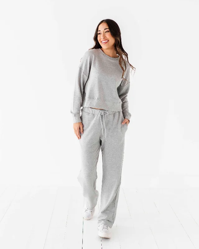 Women's Cropped Sweatshirt & Wide Leg Jogger Pants Set - Heather Grey Hoodie with Drawcord Adjustable Secure Women's Cropped Sweatshirt & Wide Leg Jogger Pants Set - Heather Grey Hoodie with Drawcord Adjustable Secure