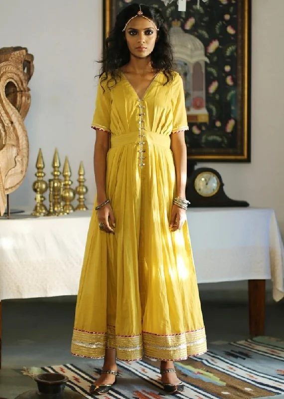 Ornamental yellow maxi dress Cozy Cold-Shoulder Maxi Dress