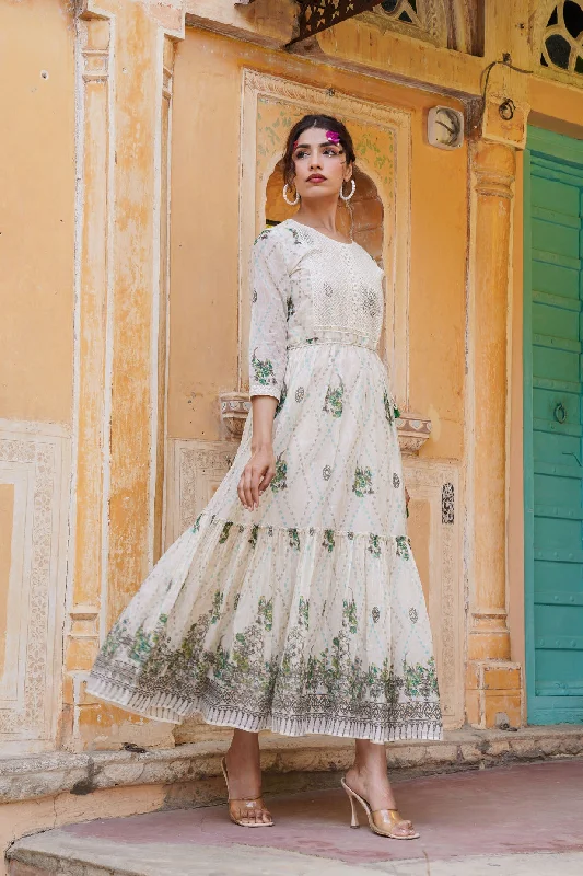 WOMEN'S GREEN THE LAVISH LONG GOWN